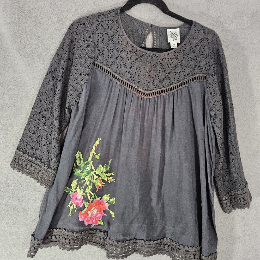 Ivu Jane Womens Medium Pleasant Lace Boho Gray Open Back Artsy Floral Flowy Rose